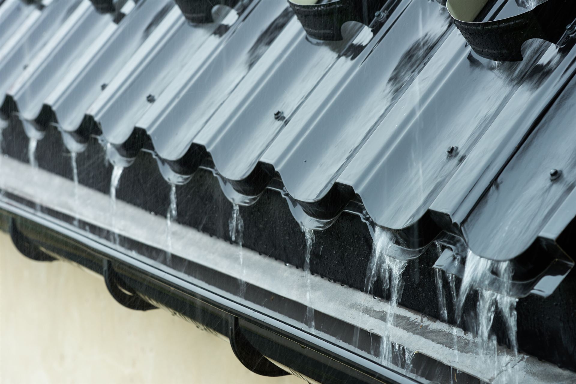 Guttering by ESW Contractors